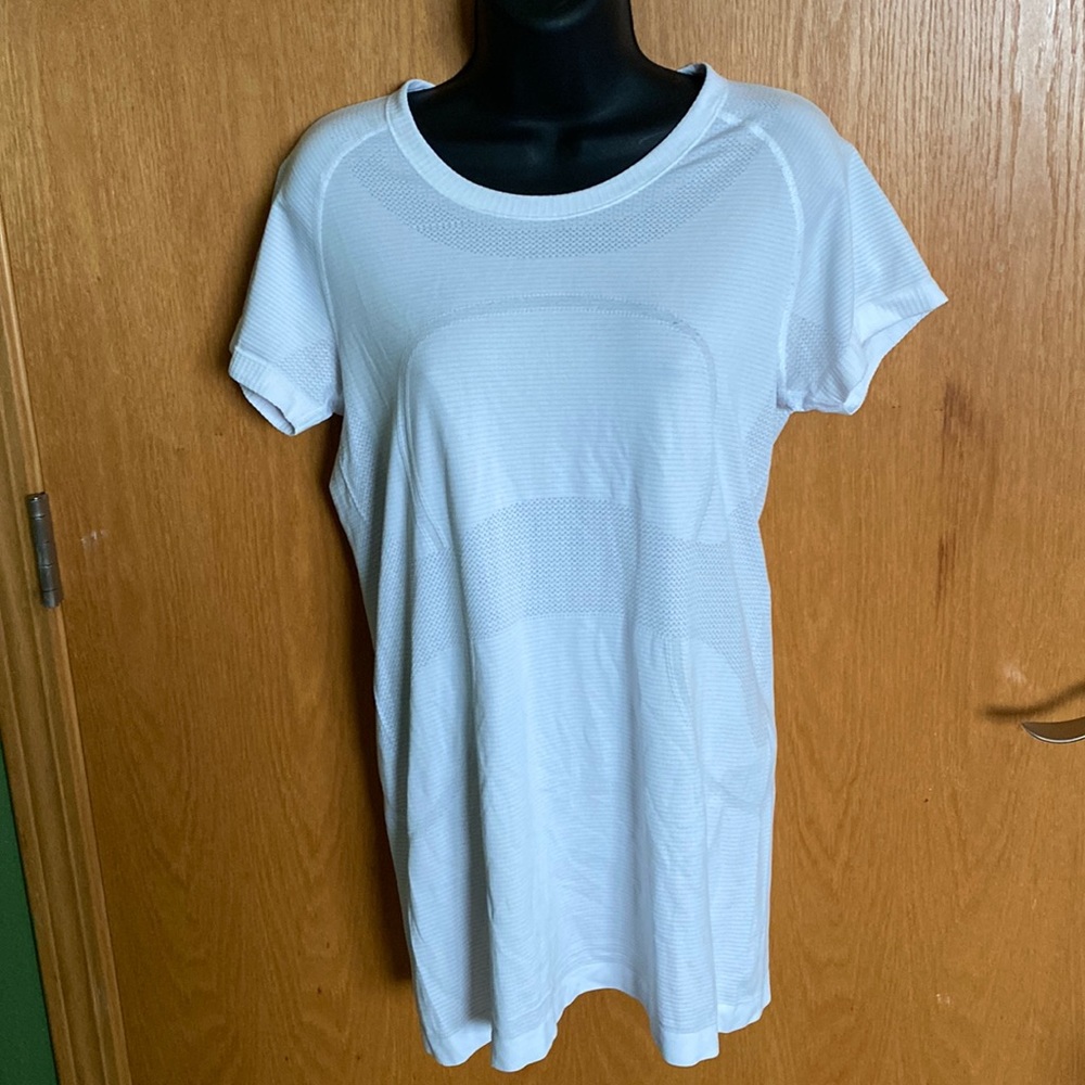 lululemon swiftly tech short sleeve
